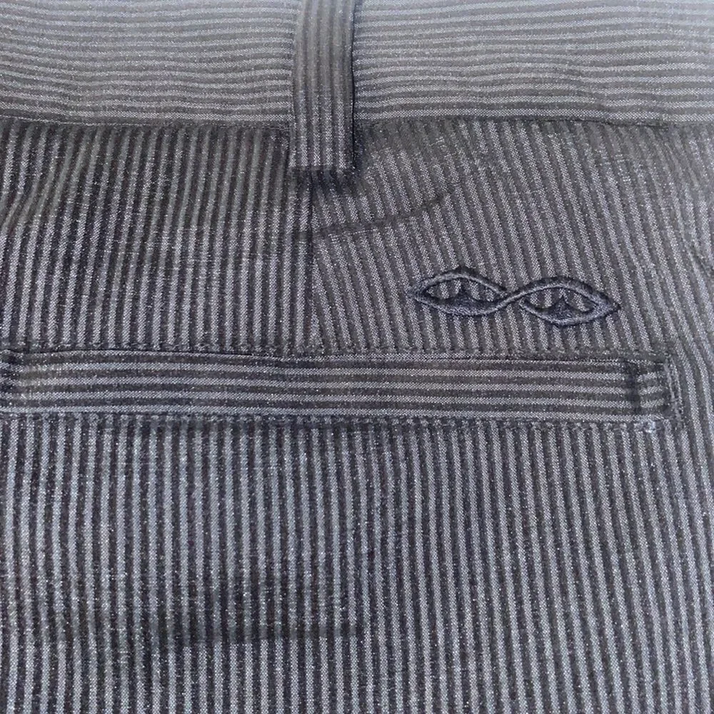 Men’s Snake Eyes Stripped Golf shorts All Black Size 38